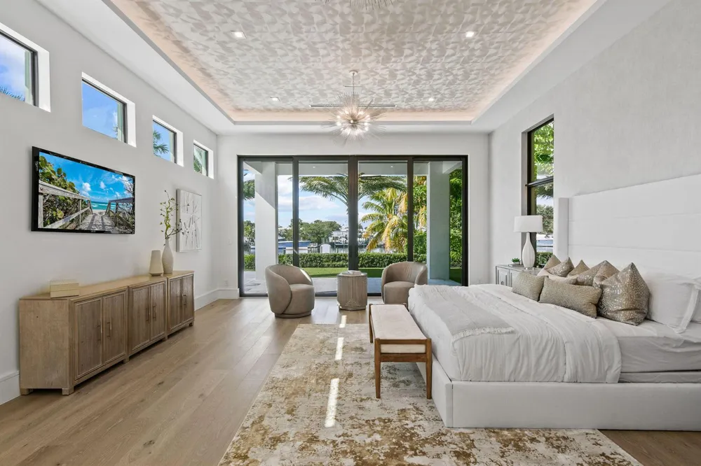 2085 Vitex Lane North Palm Beach, FL 33408