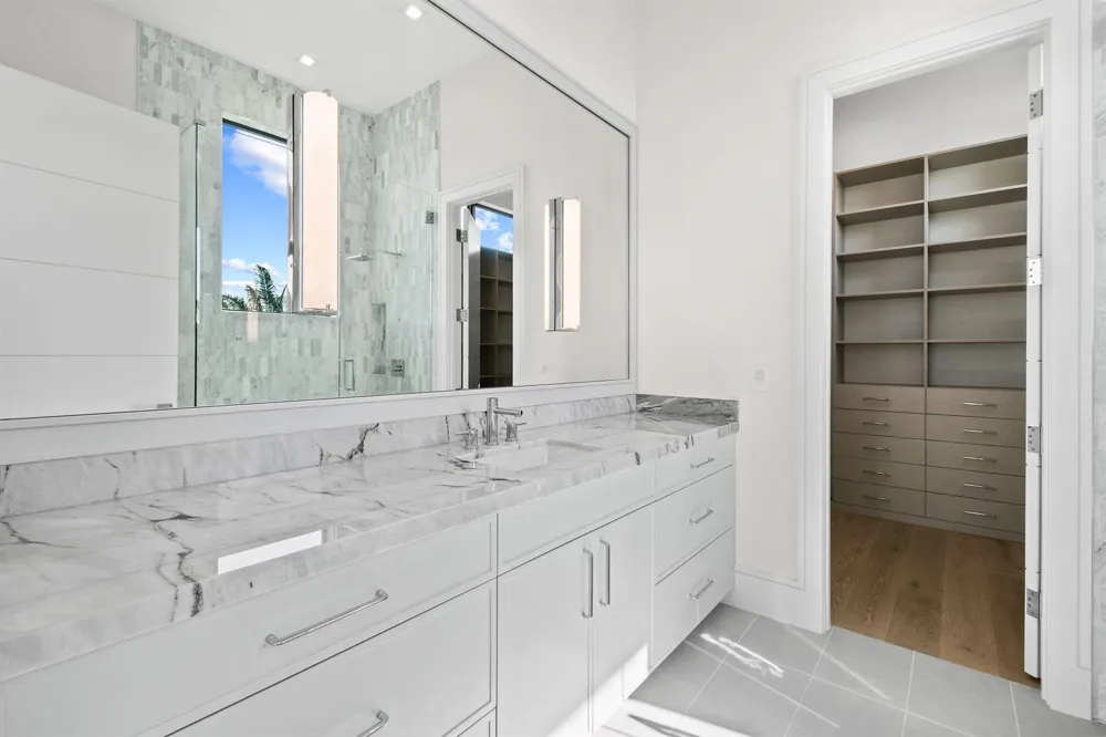 2085 Vitex Lane North Palm Beach, FL 33408