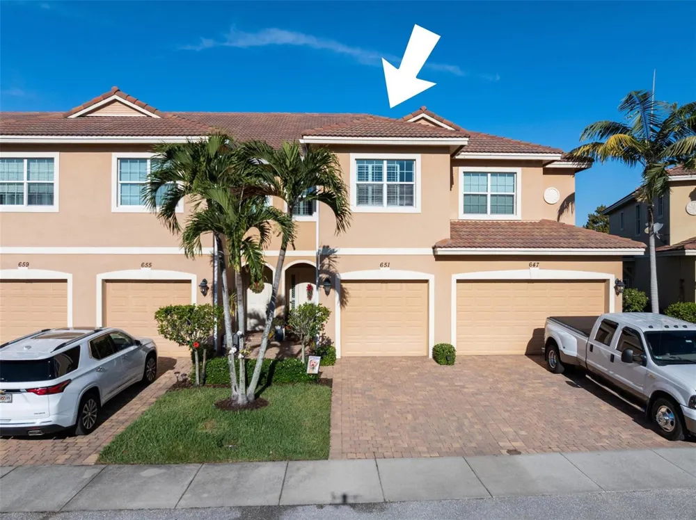 651 SW Glen Crest Way #2 Stuart, FL 34997
