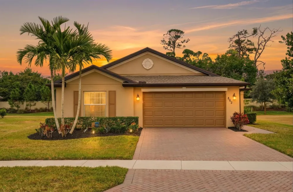 868 Bent Creek Drive Fort Pierce, FL 34947