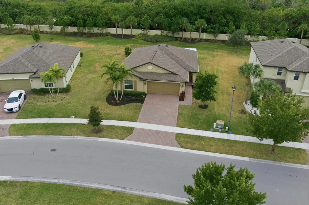 868 Bent Creek Drive Fort Pierce, FL 34947