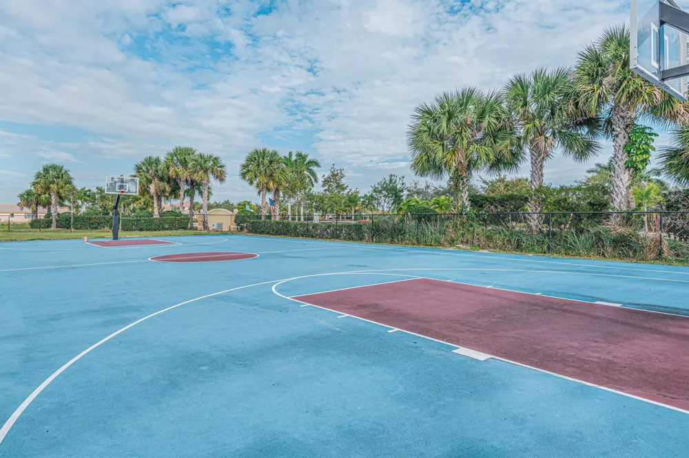 868 Bent Creek Drive Fort Pierce, FL 34947