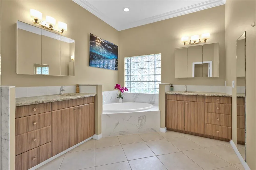 8332 Belfry Place Port St. Lucie, FL 34986