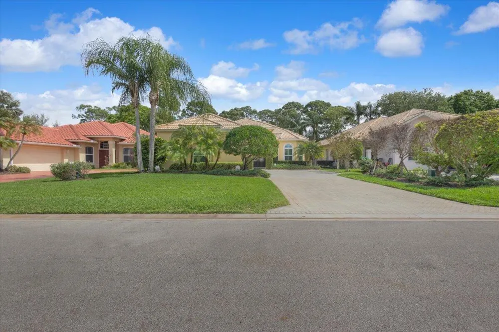 8332 Belfry Place Port St. Lucie, FL 34986