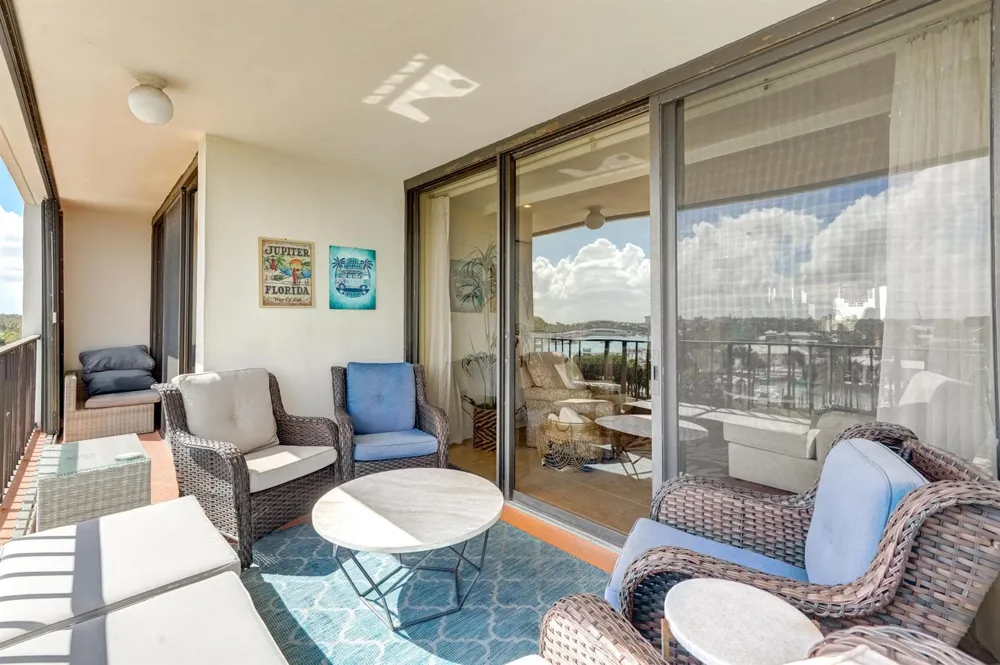 225 Beach Road #503 Tequesta, FL 33469