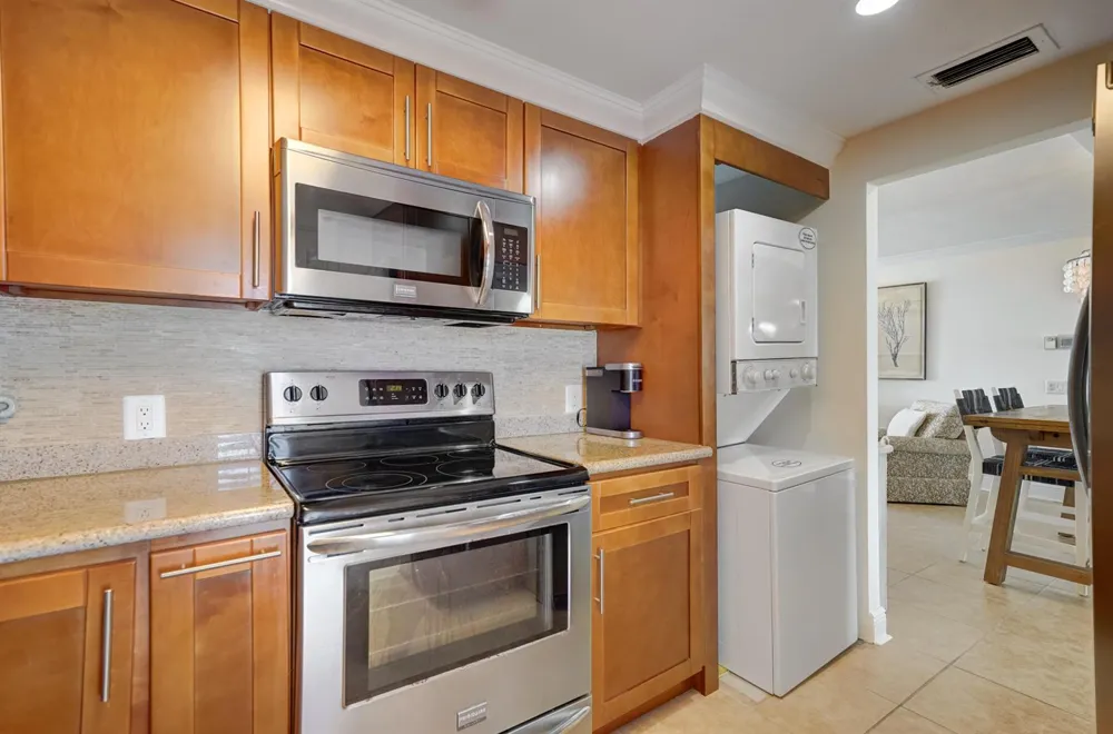 225 Beach Road #503 Tequesta, FL 33469