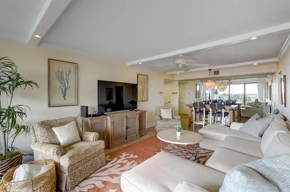225 Beach Road #503 Tequesta, FL 33469