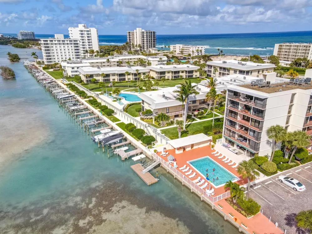 225 Beach Road #503 Tequesta, FL 33469