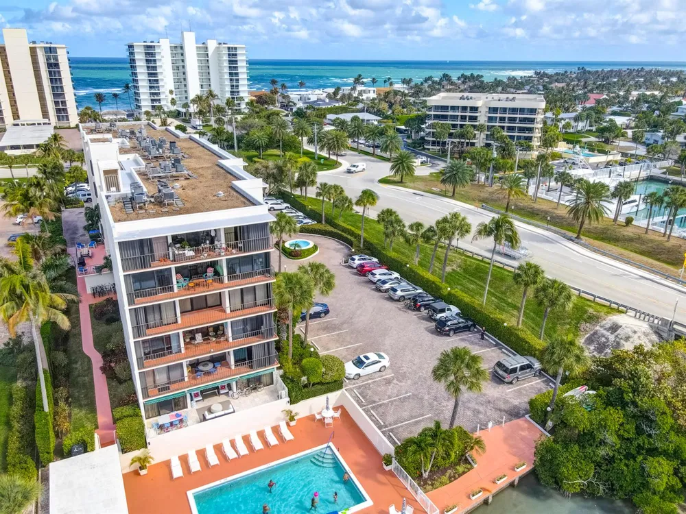 225 Beach Road #503 Tequesta, FL 33469