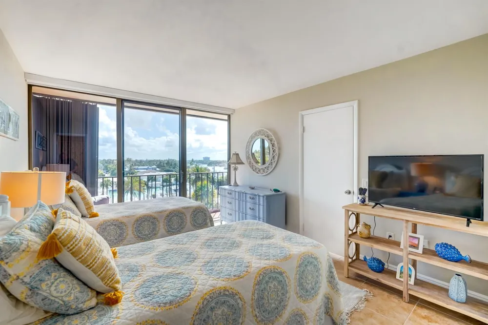 225 Beach Road #503 Tequesta, FL 33469