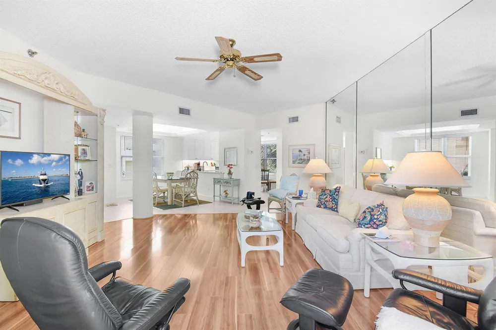 221 NE Plantation Road #316 Hutchinson Island, FL 34996