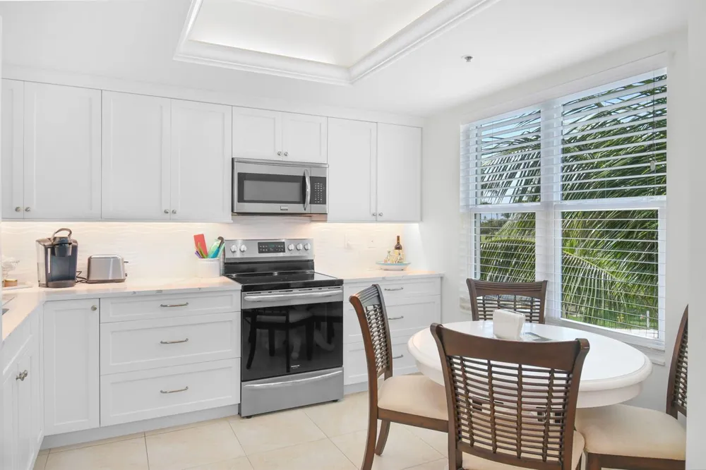 221 NE Plantation Road #316 Hutchinson Island, FL 34996