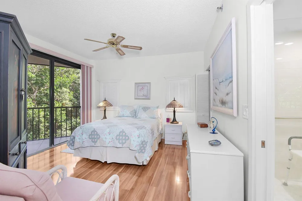 221 NE Plantation Road #316 Hutchinson Island, FL 34996
