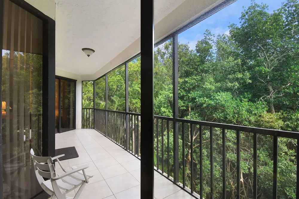221 NE Plantation Road #316 Hutchinson Island, FL 34996