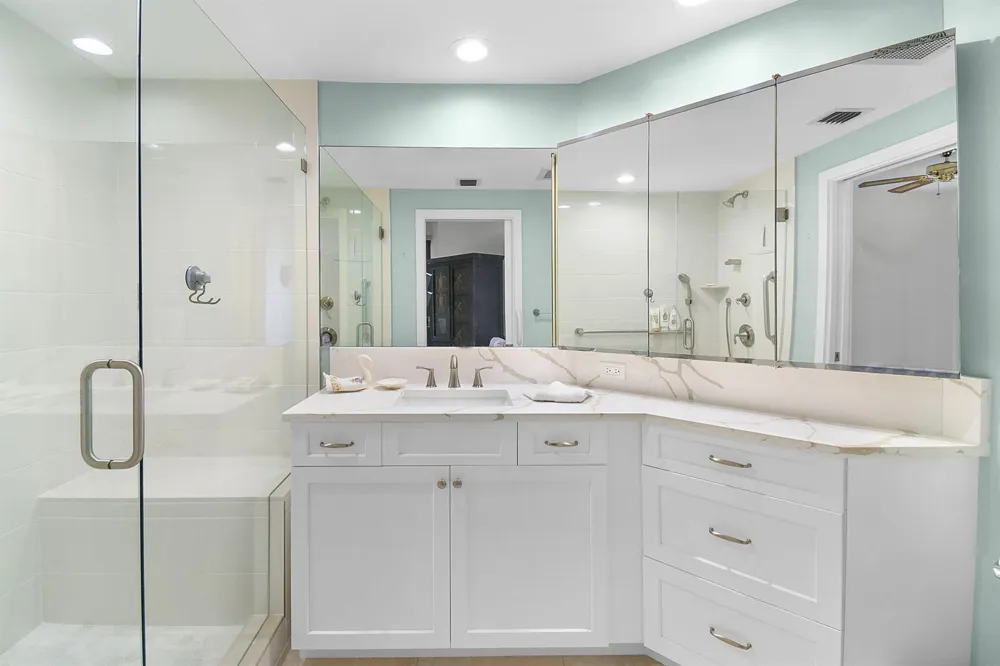 221 NE Plantation Road #316 Hutchinson Island, FL 34996