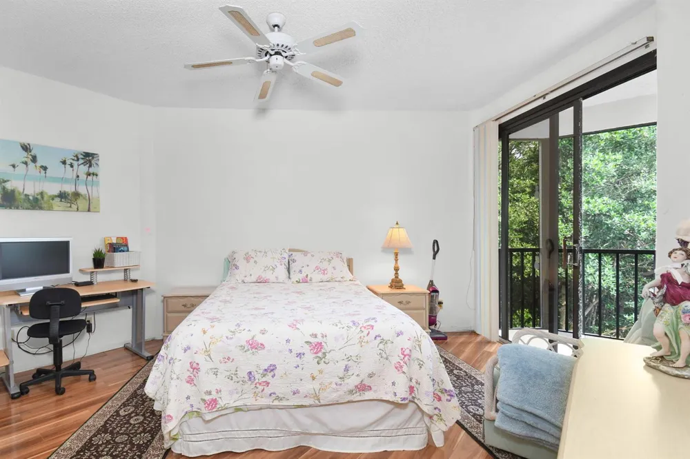221 NE Plantation Road #316 Hutchinson Island, FL 34996