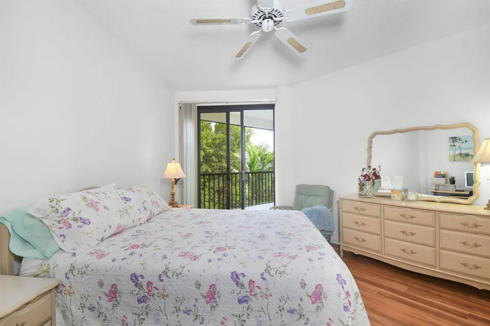221 NE Plantation Road #316 Hutchinson Island, FL 34996