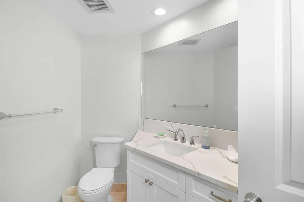 221 NE Plantation Road #316 Hutchinson Island, FL 34996