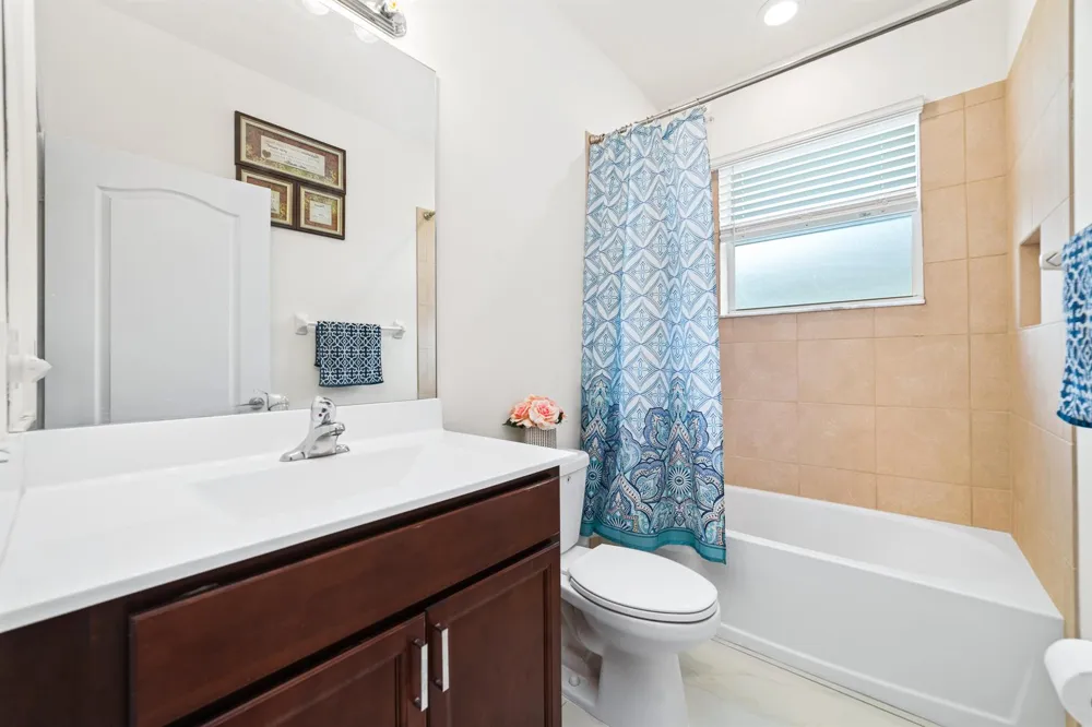 879 Bent Creek Drive Fort Pierce, FL 34947