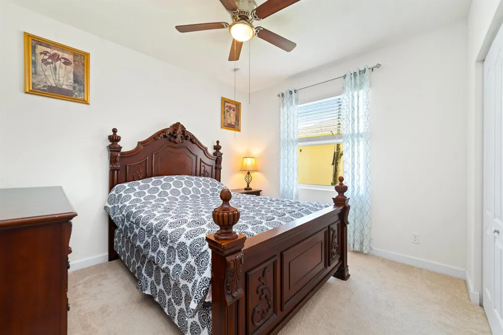 879 Bent Creek Drive Fort Pierce, FL 34947