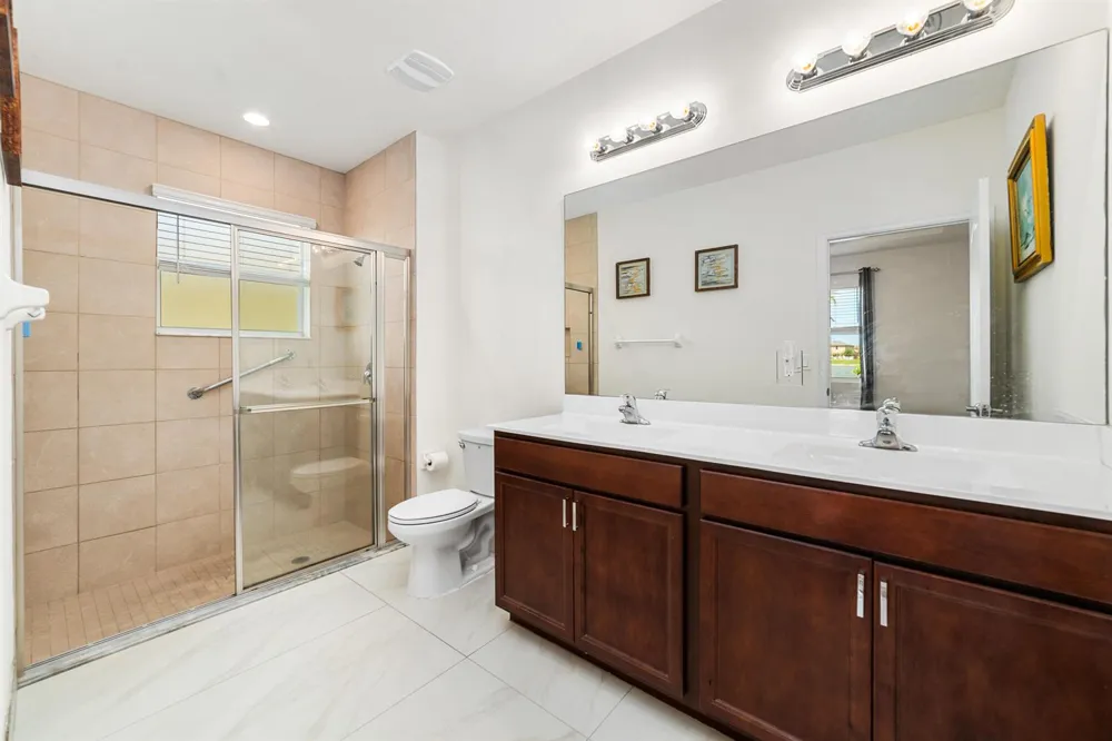 879 Bent Creek Drive Fort Pierce, FL 34947