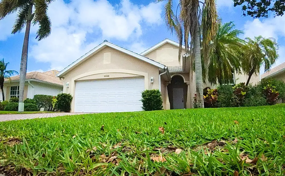 12415 SE Plandome Drive Hobe Sound, FL 33455