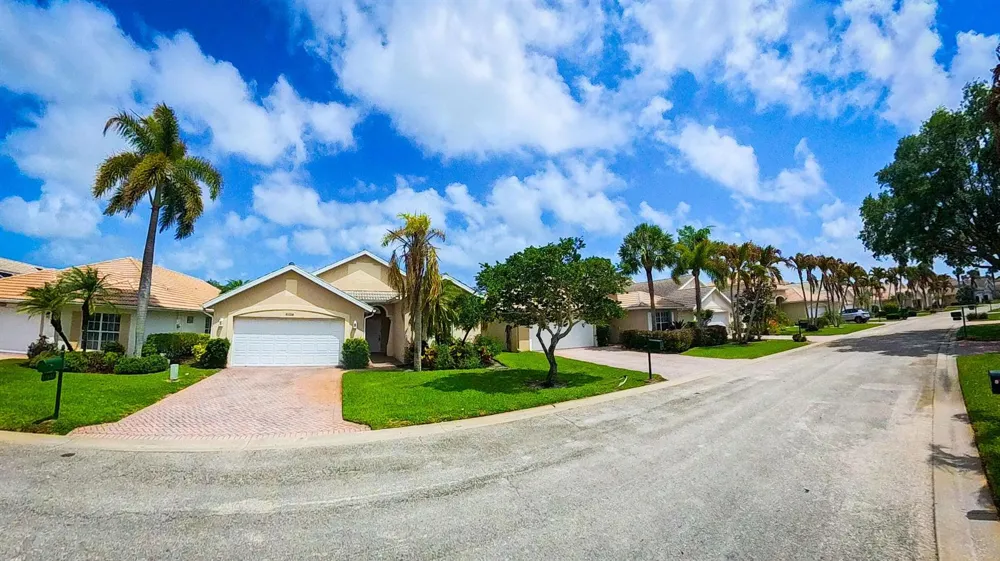 12415 SE Plandome Drive Hobe Sound, FL 33455