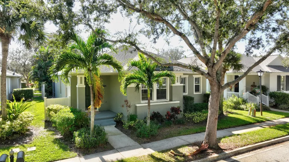 7865 15th Lane Vero Beach, FL 32966