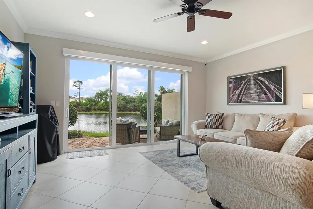 638 SW Glen Crest Way Stuart, FL 34997