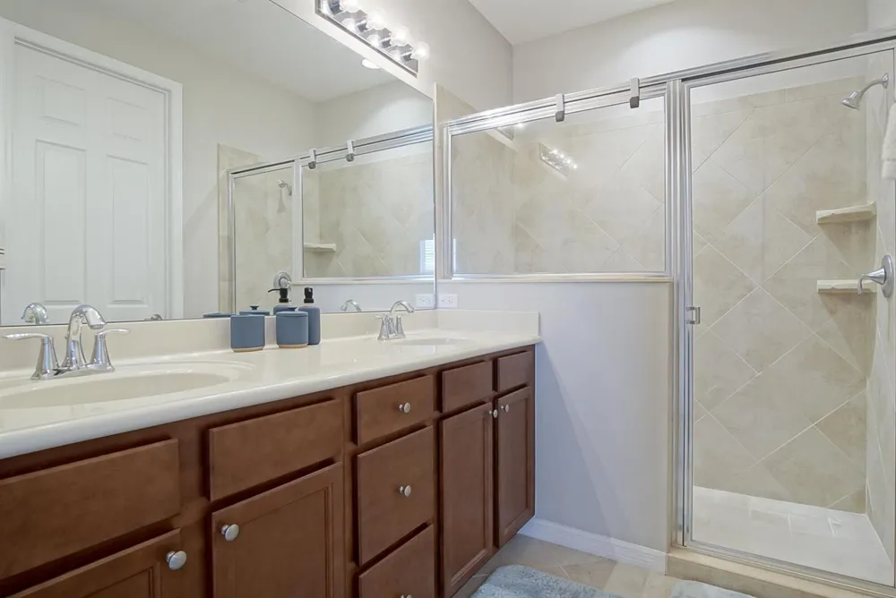 638 SW Glen Crest Way Stuart, FL 34997