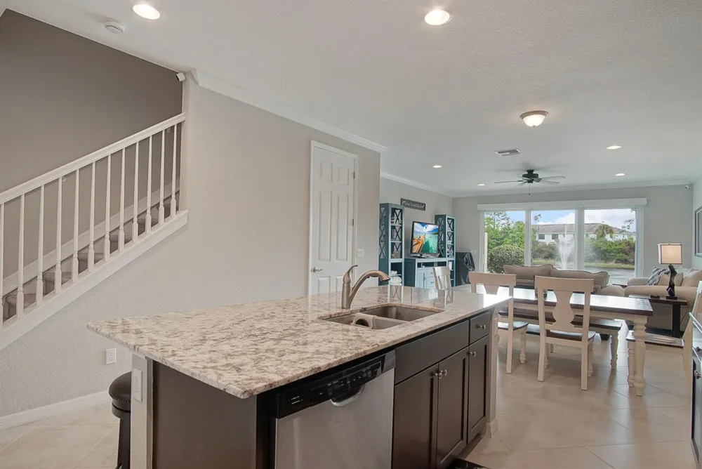 638 SW Glen Crest Way Stuart, FL 34997
