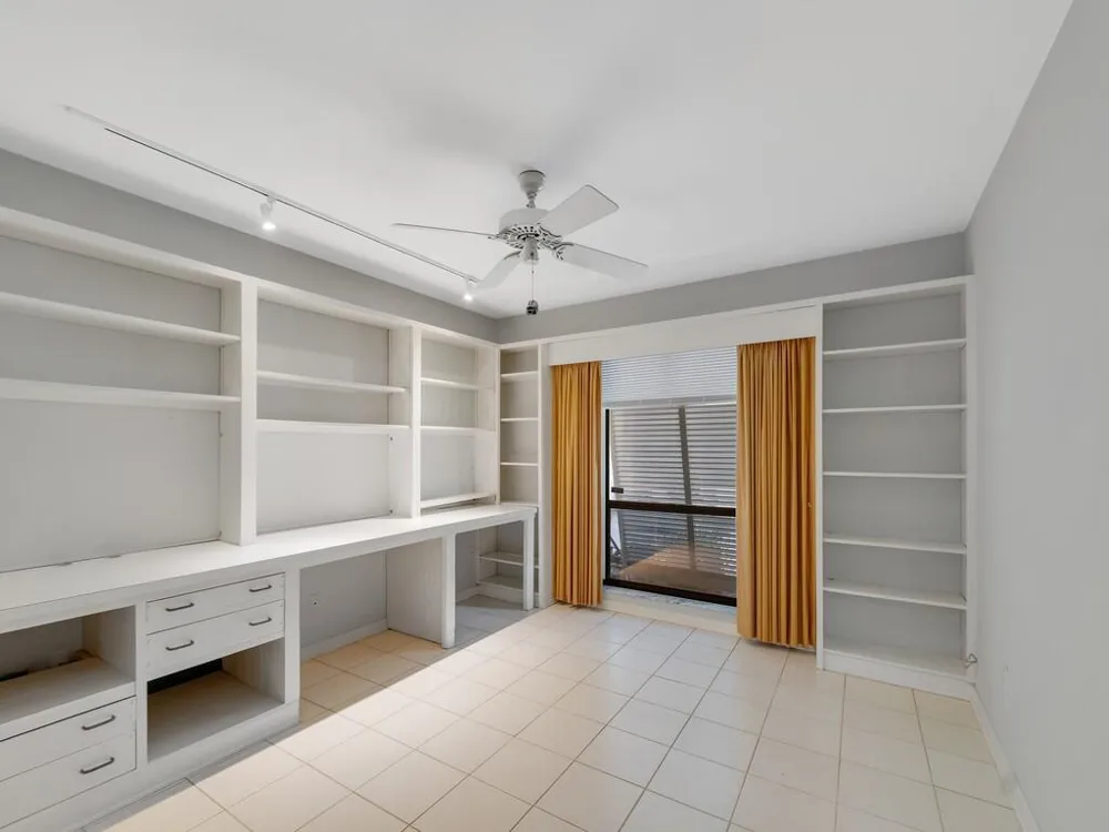 1070 47th Avenue SW Vero Beach, FL 32968