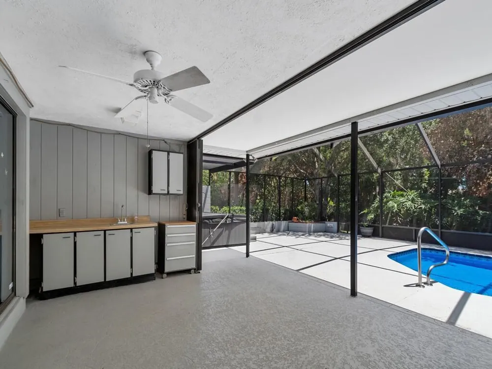 1070 47th Avenue SW Vero Beach, FL 32968