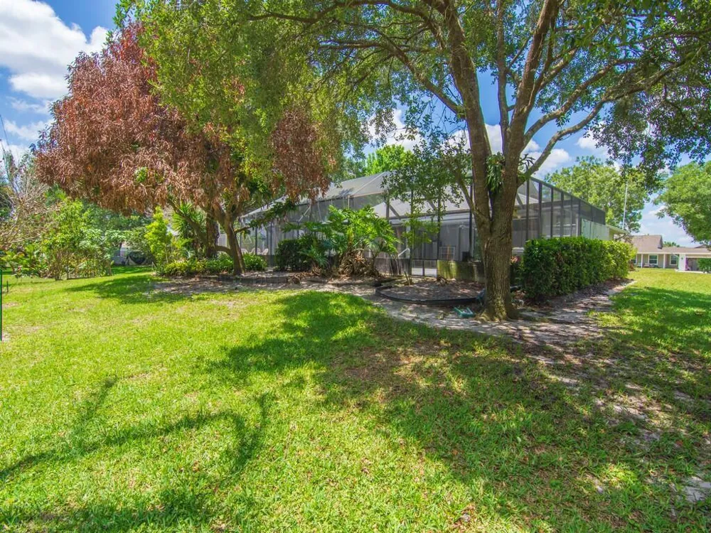 1070 47th Avenue SW Vero Beach, FL 32968