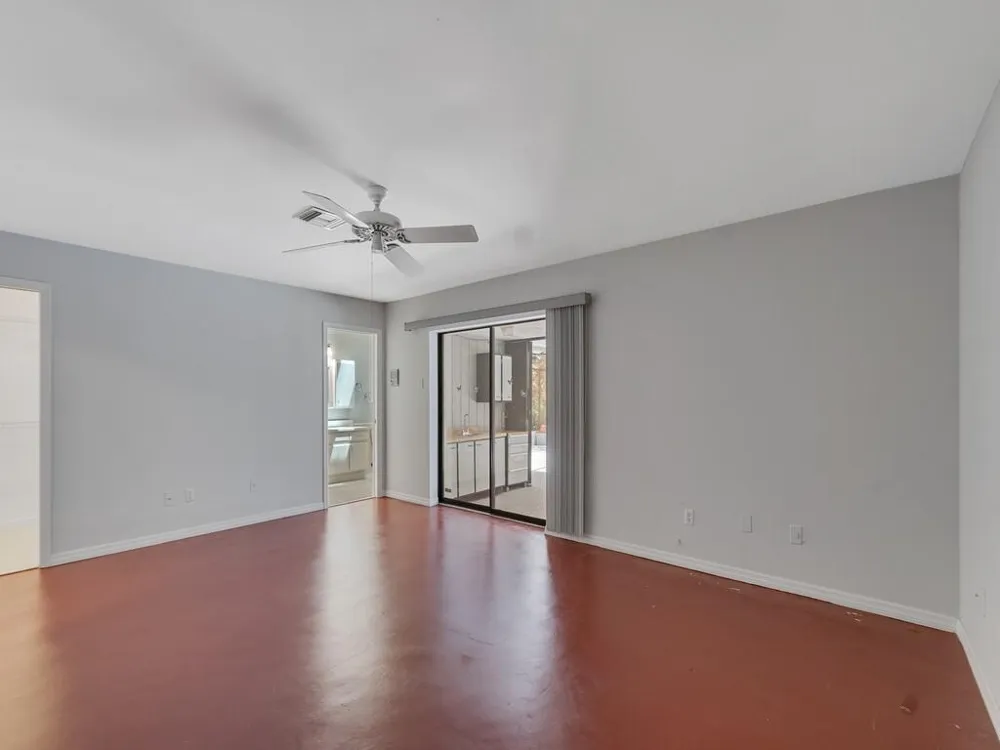 1070 47th Avenue SW Vero Beach, FL 32968