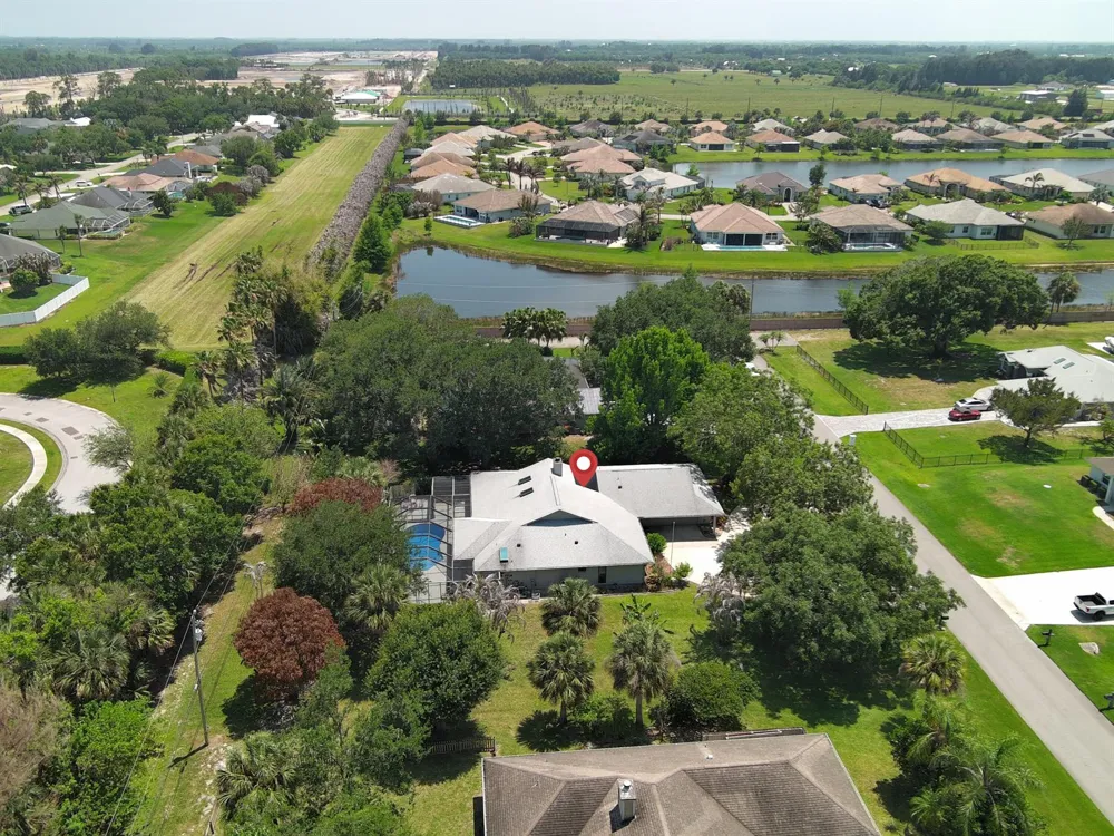 1070 47th Avenue SW Vero Beach, FL 32968