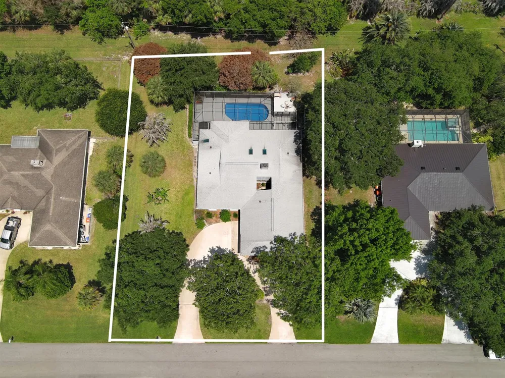 1070 47th Avenue SW Vero Beach, FL 32968