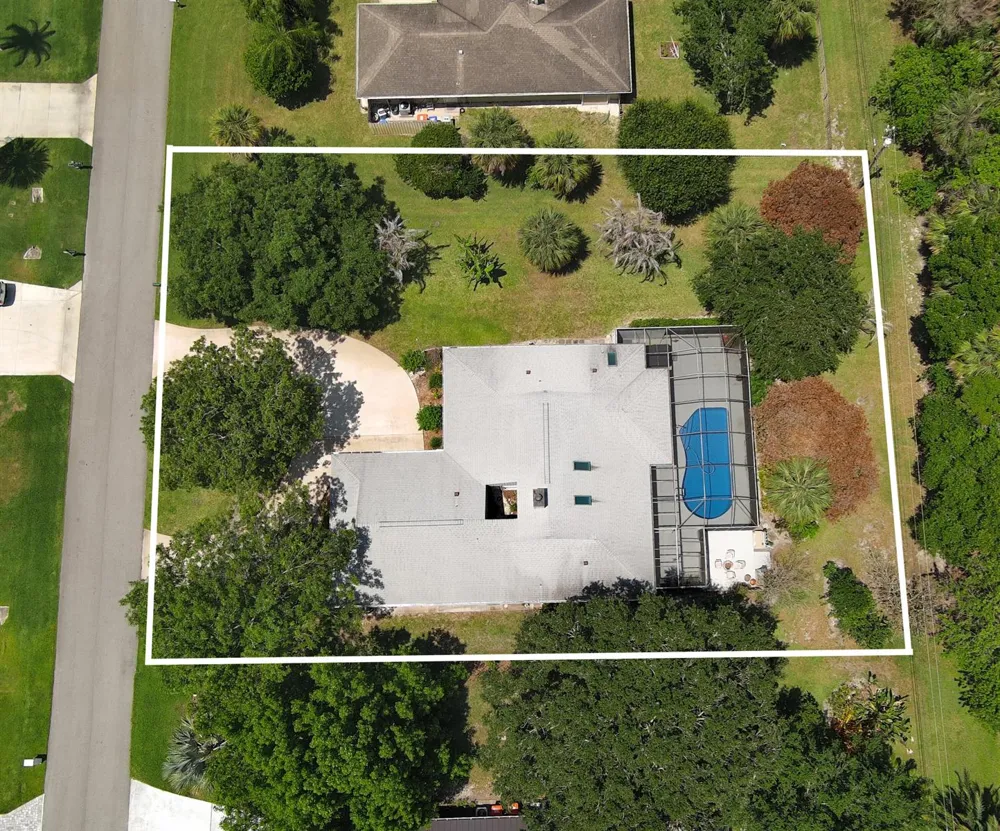 1070 47th Avenue SW Vero Beach, FL 32968