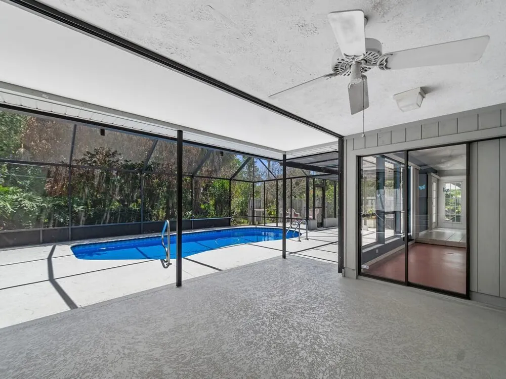 1070 47th Avenue SW Vero Beach, FL 32968