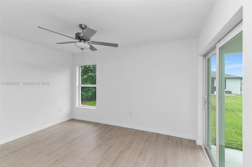 2221 NW 43rd Cape Coral, FL 33993