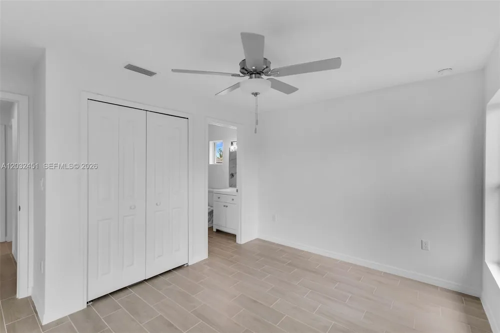 2221 NW 43rd Cape Coral, FL 33993