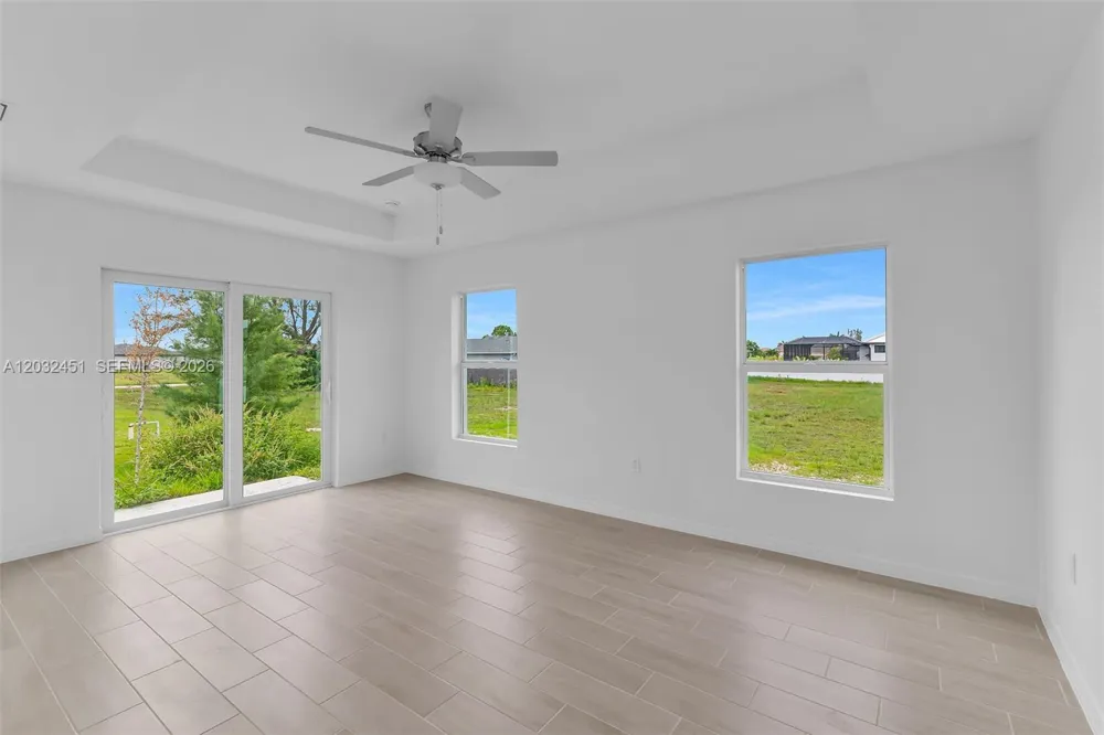 2221 NW 43rd Cape Coral, FL 33993