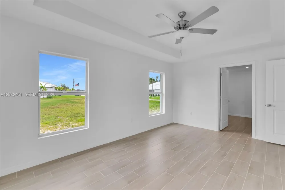 2221 NW 43rd Cape Coral, FL 33993