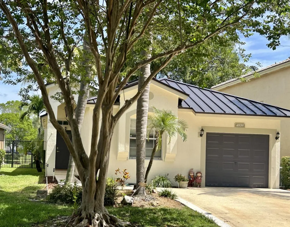 4939 Pelican Street Coconut Creek, FL 33073