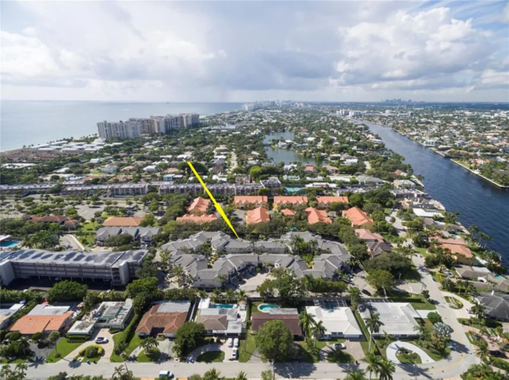 1900 Oceanwalk Lane #117 Lauderdale By The Sea, FL 33062