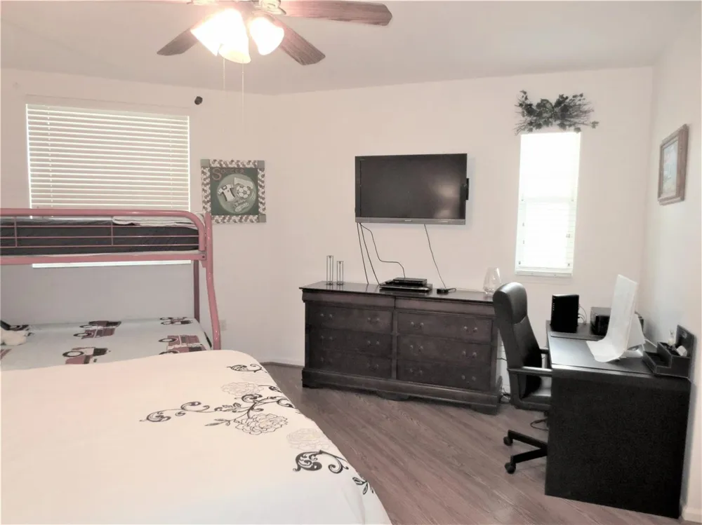 1900 Oceanwalk Lane #117 Lauderdale By The Sea, FL 33062