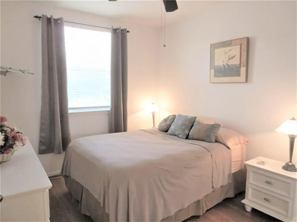 1900 Oceanwalk Lane #117 Lauderdale By The Sea, FL 33062