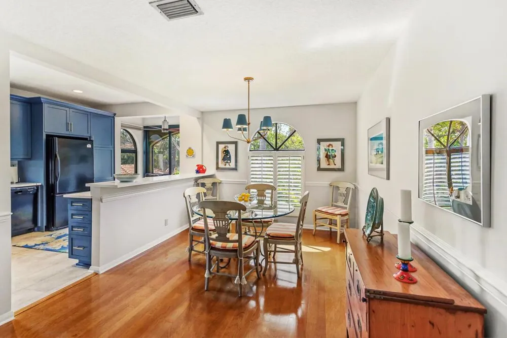 2516 NW Seagrass Drive #8b Palm City, FL 34990