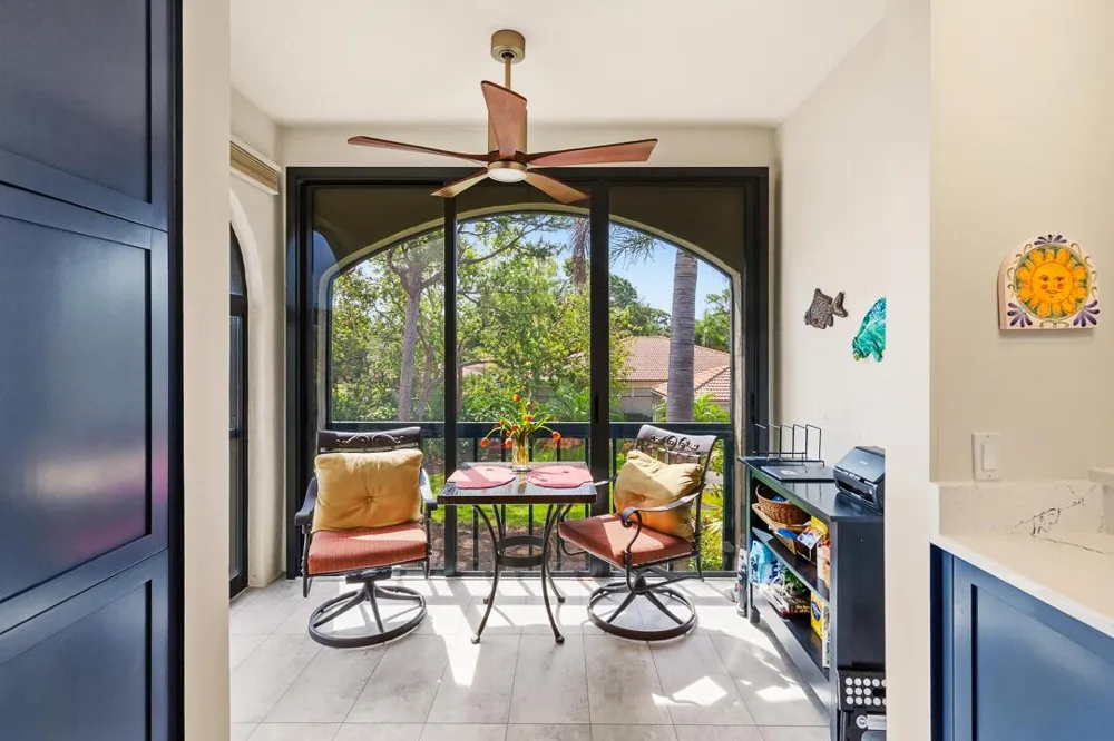 2516 NW Seagrass Drive #8b Palm City, FL 34990