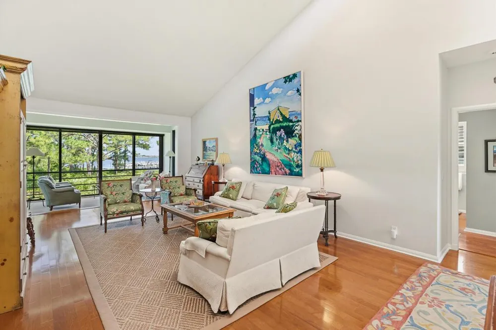 2516 NW Seagrass Drive #8b Palm City, FL 34990